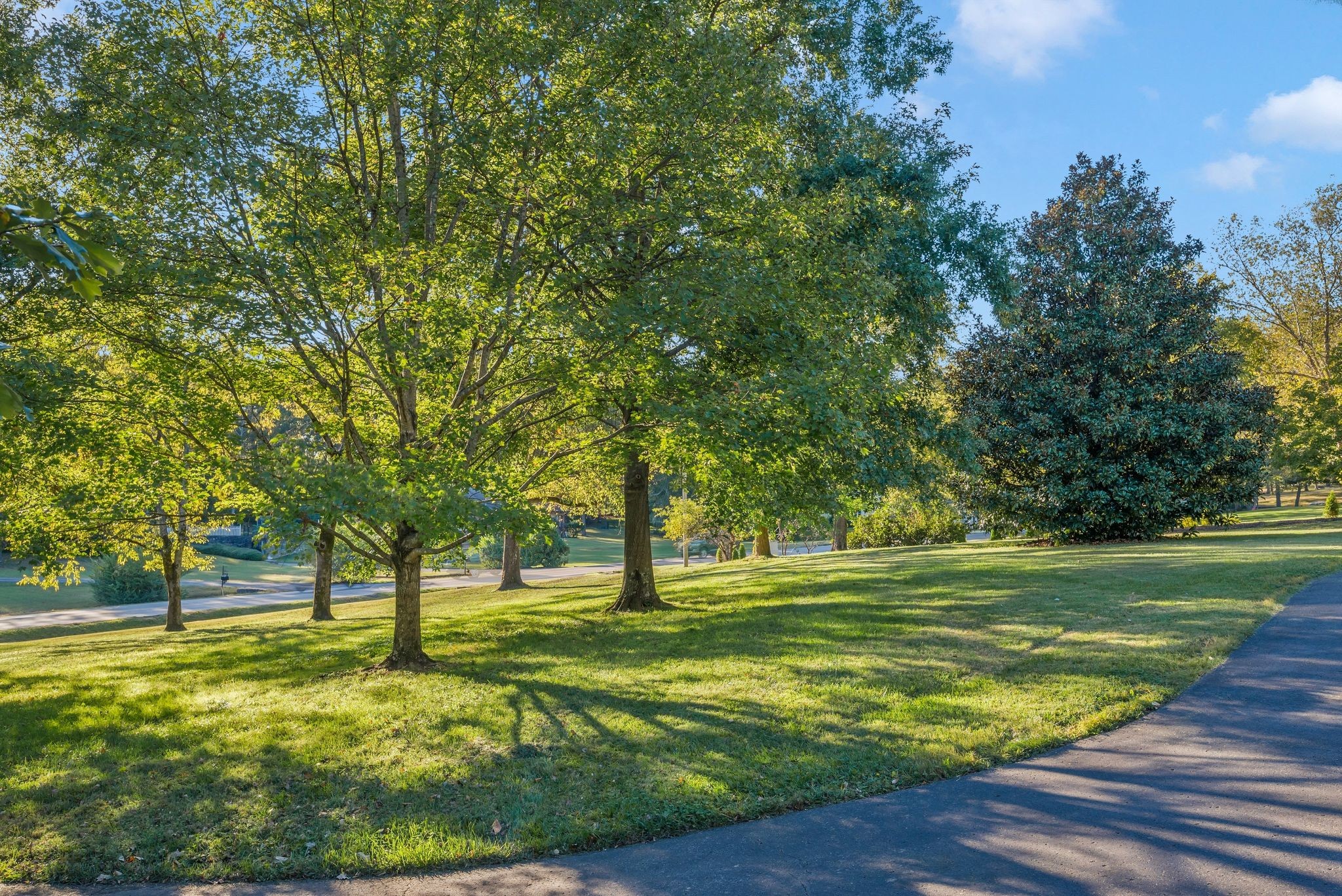 6111 Hickory Valley Rd