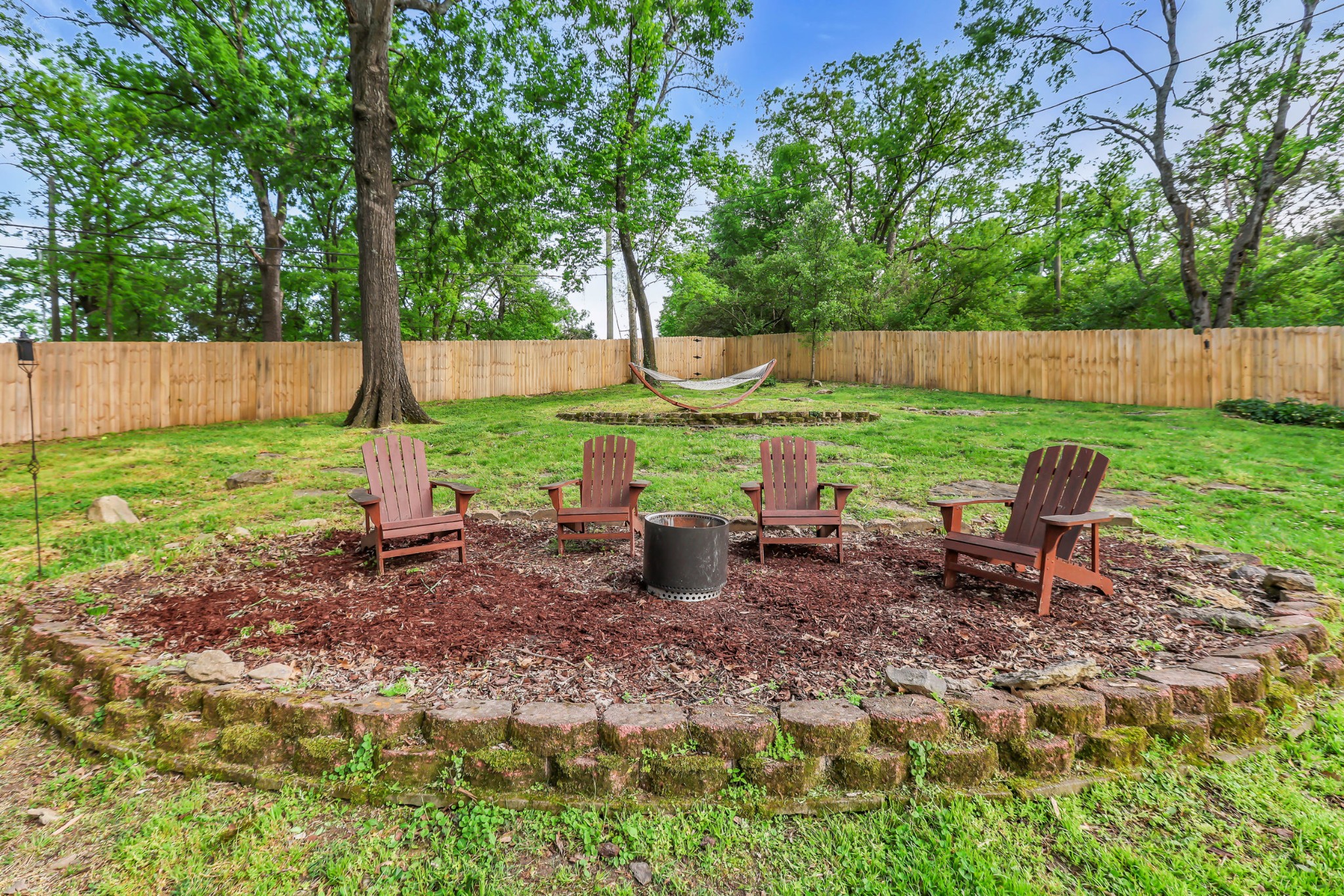 5709 Vine Ridge Dr