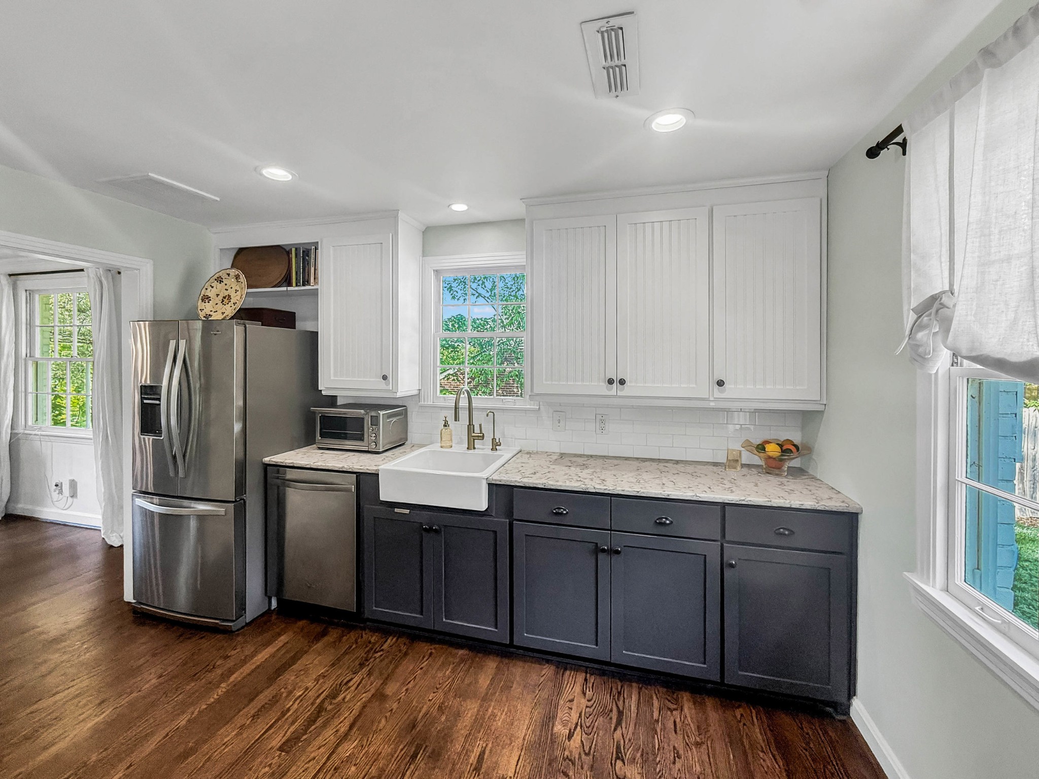 5709 Vine Ridge Dr
