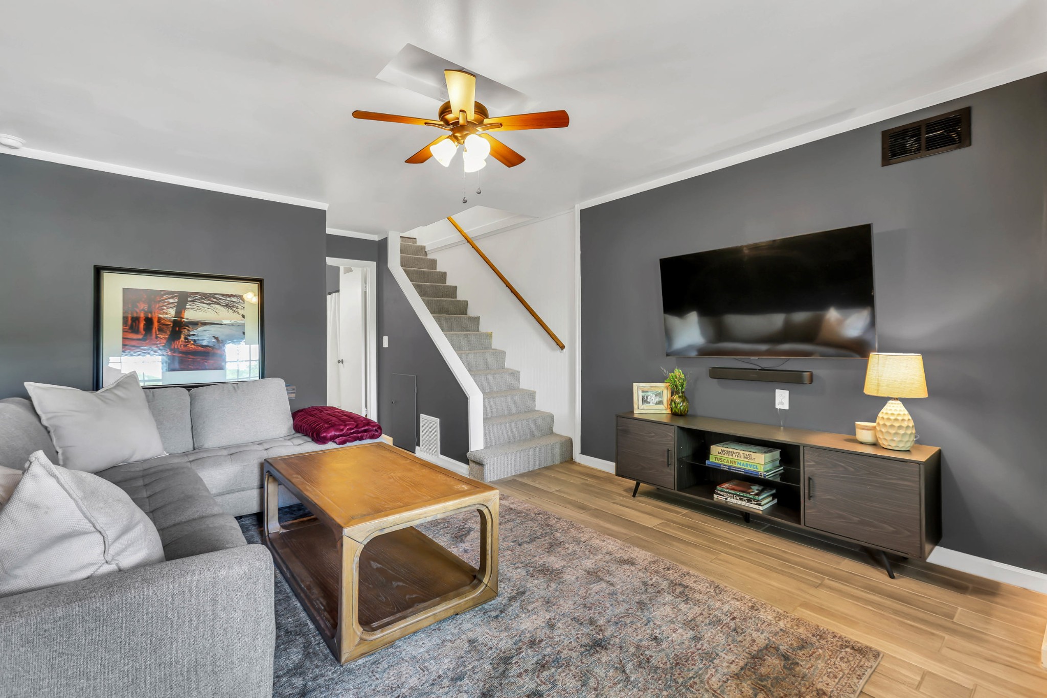 5709 Vine Ridge Dr