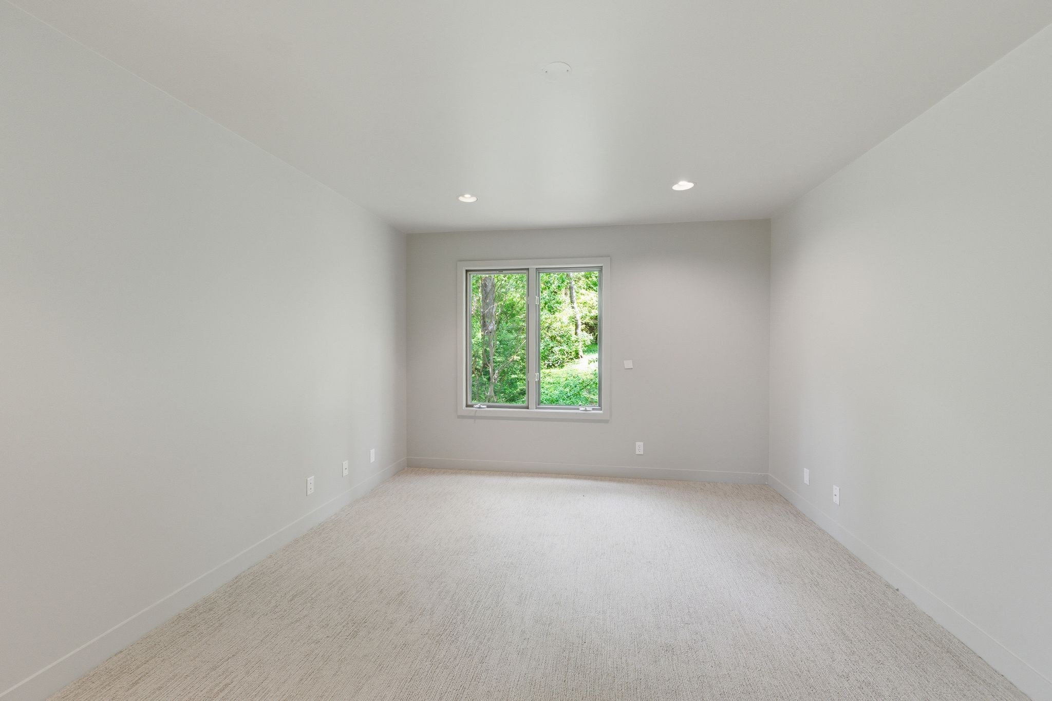 5142 Stanford Dr