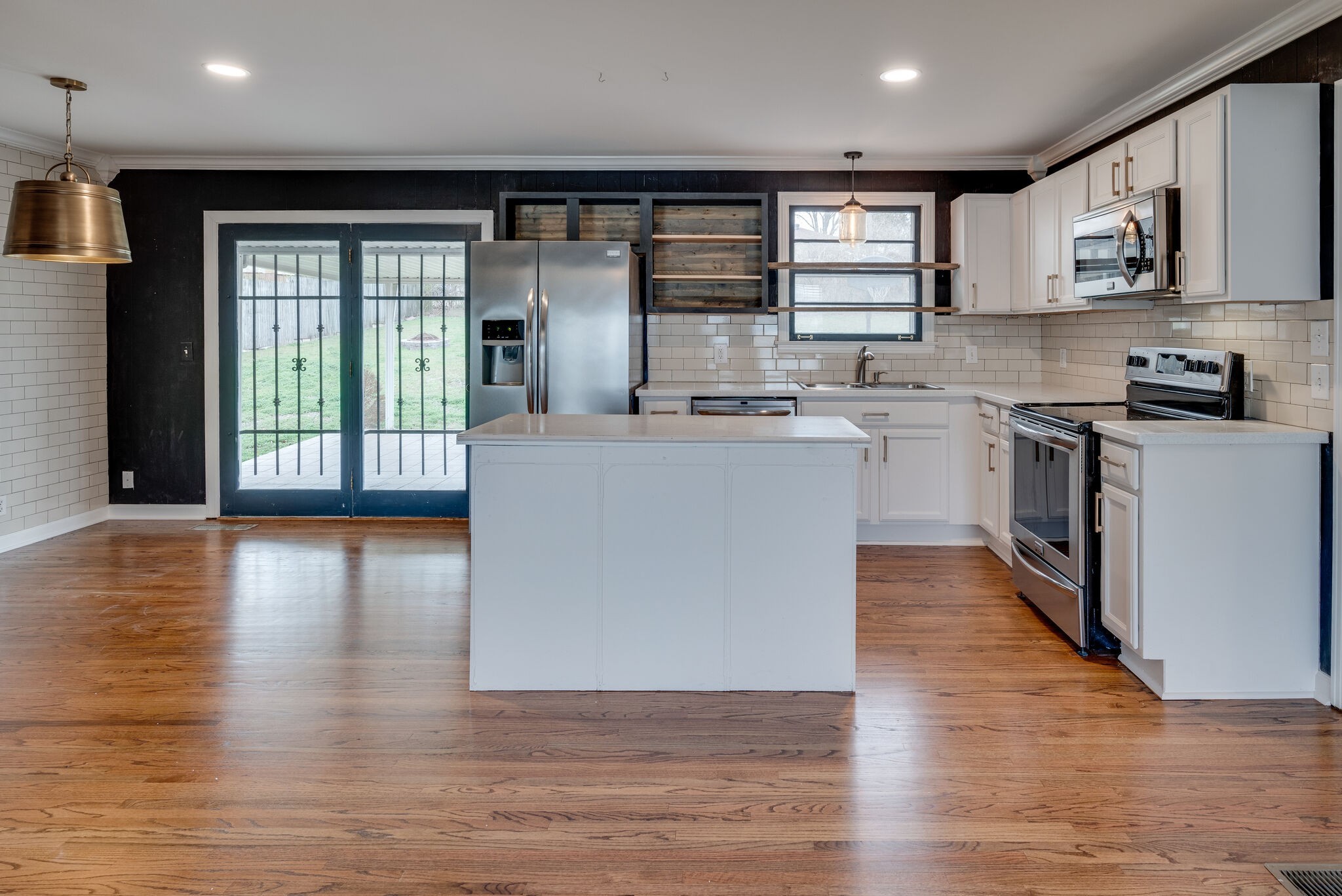 514 Continental Dr