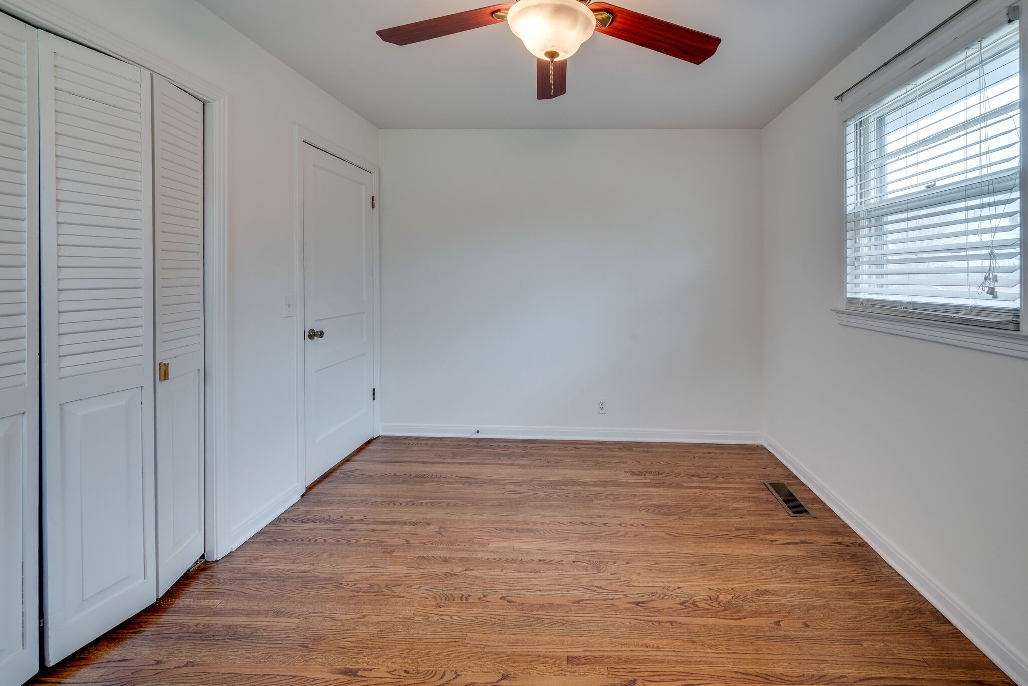 514 Continental Dr