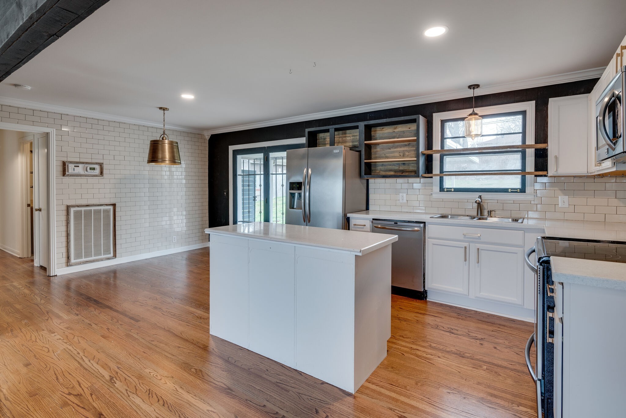 514 Continental Dr