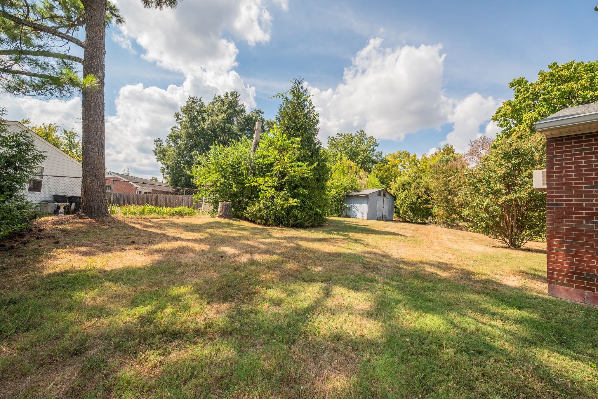 633 Elaine Dr
