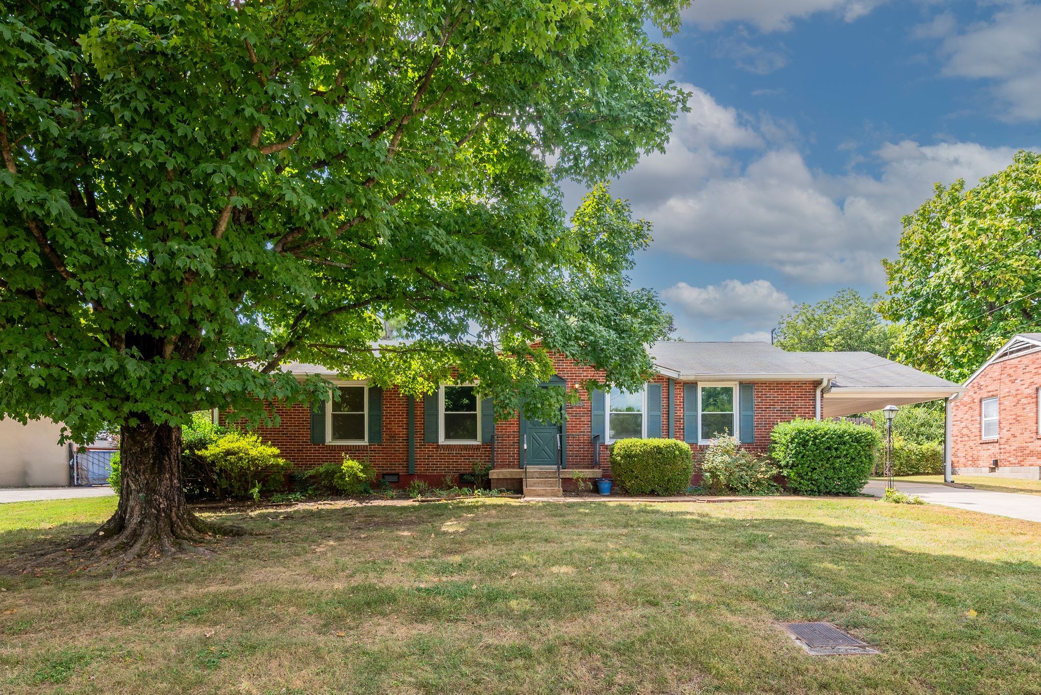 633 Elaine Dr
