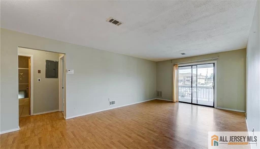 414 Sharon Gardens Court # 414