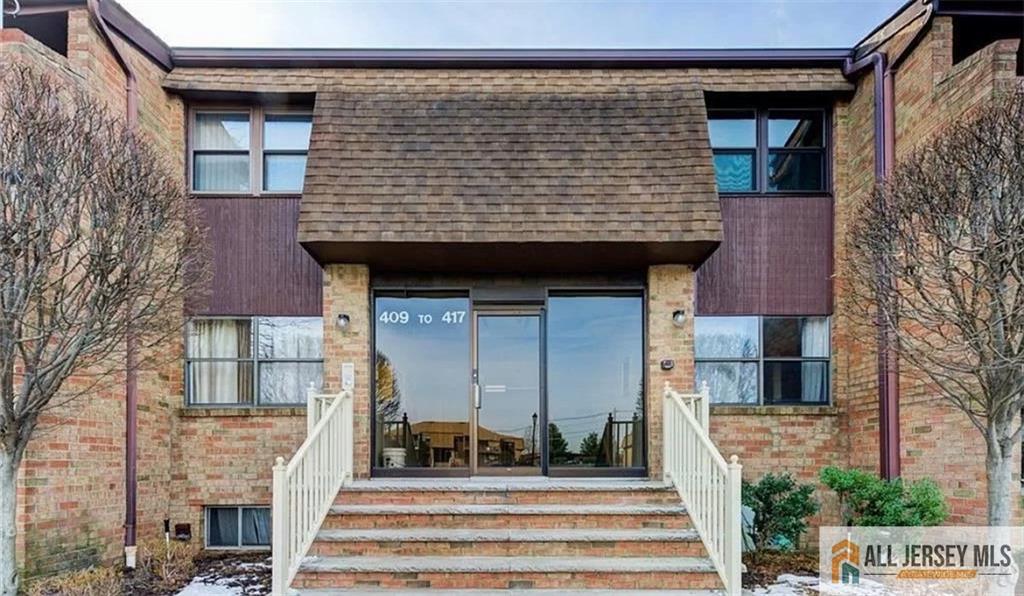 414 Sharon Gardens Court # 414