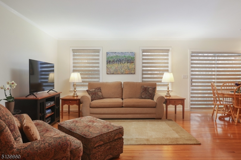 181 La Grande Ave Unit: 5