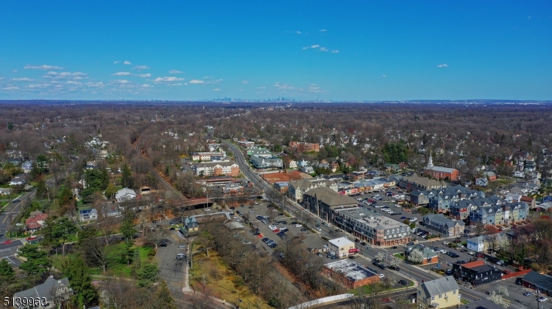 181 La Grande Ave Unit: 5