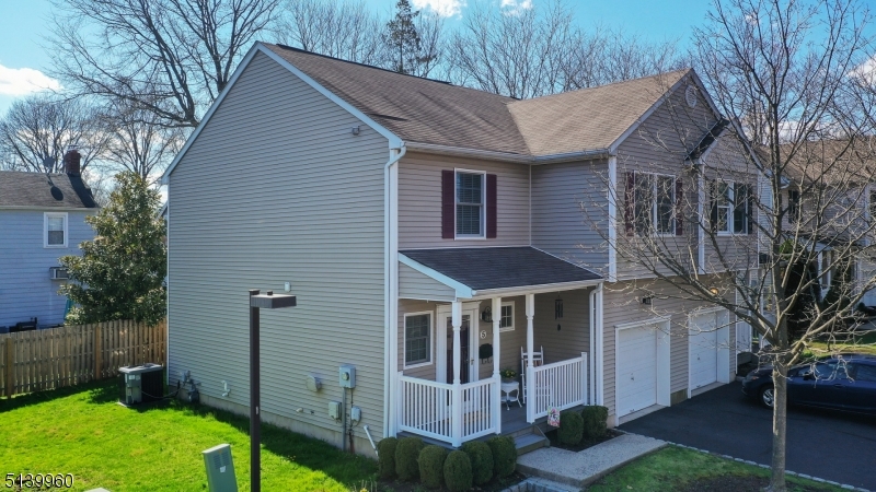 181 La Grande Ave Unit: 5