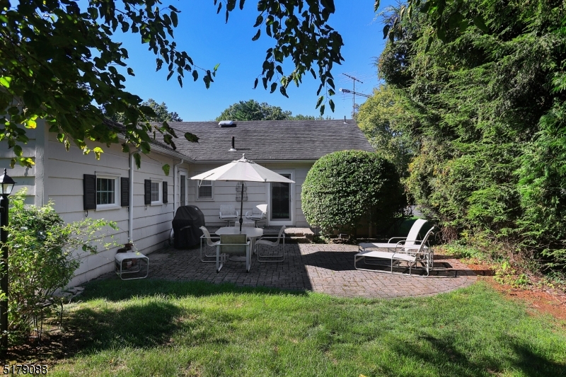 1857 Winding Brook Way