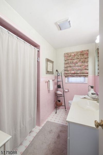 1857 Winding Brook Way