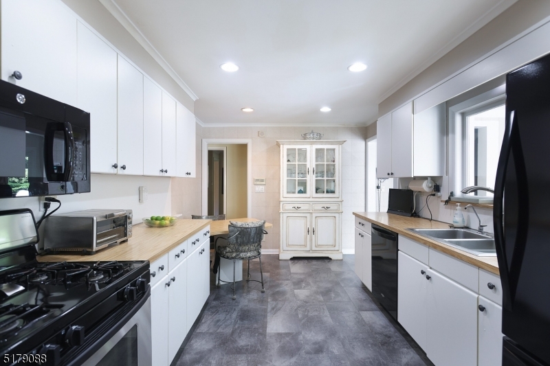 1857 Winding Brook Way