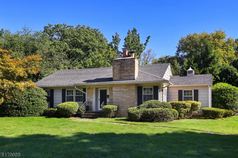 1857 Winding Brook Way