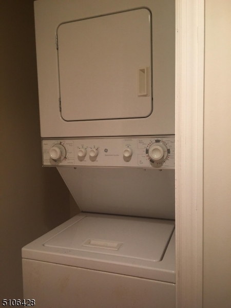 525 Central Ave, Apt 310