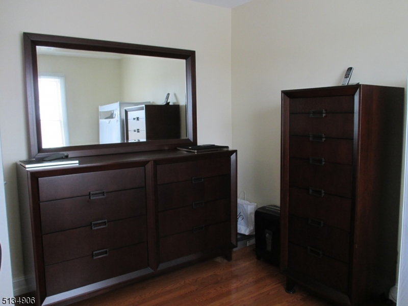 525 Central Avenue, TH4 Unit: TH 4