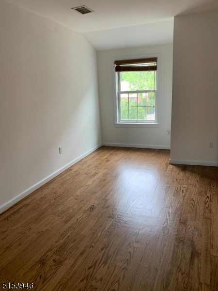 525 Central Ave, Apt 312 Ave Unit: 312