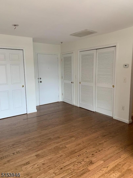 525 Central Ave, Apt 312 Ave Unit: 312