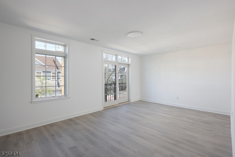 500 Central Ave, Apt 310 310