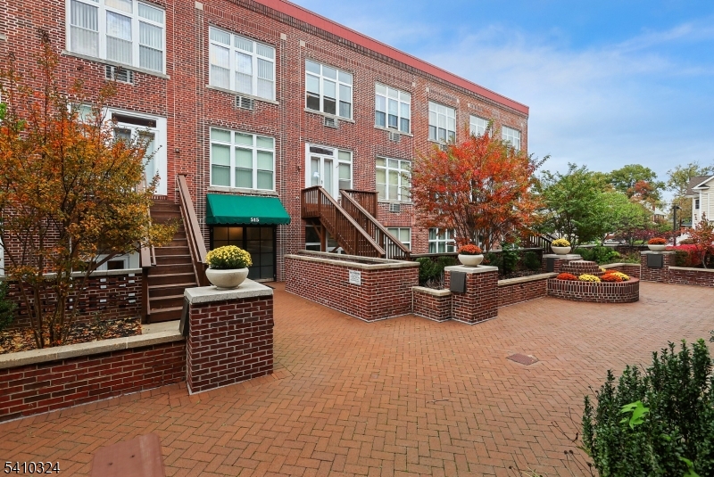 515 Trinity Place, Unit 1ON 1ON