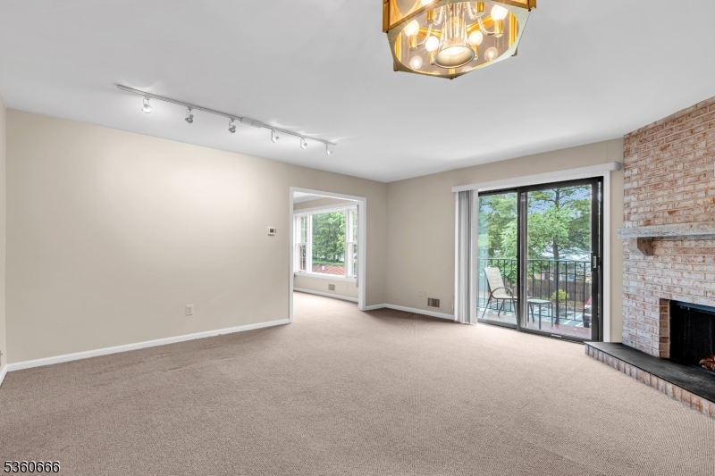 260 Prospect Street, Unit 9 9