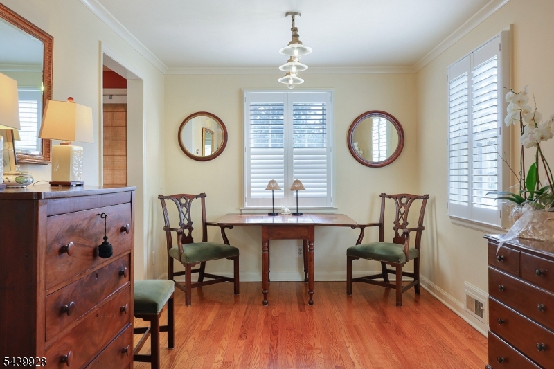 260 Walnut Street, Unit 10 10