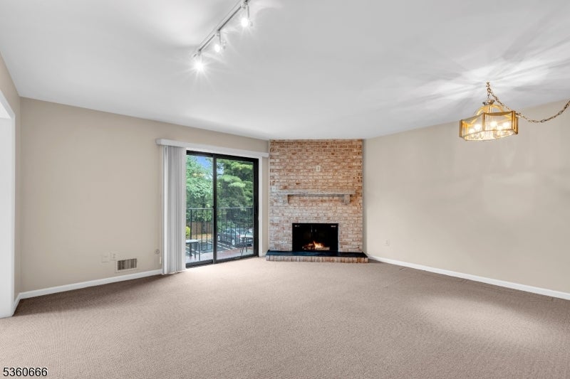 260 Prospect St, Unit 9 9