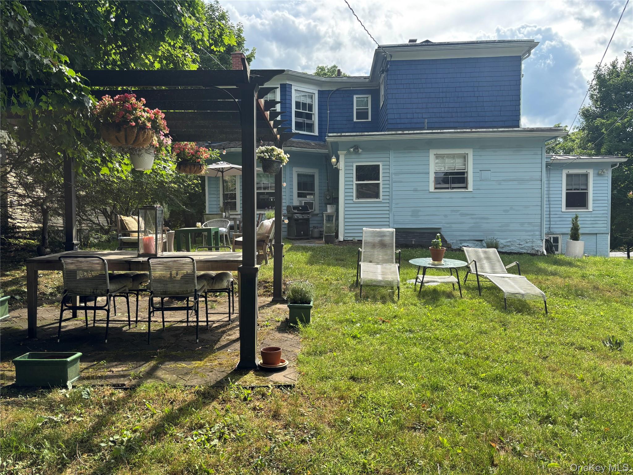 108 Hooker Avenue