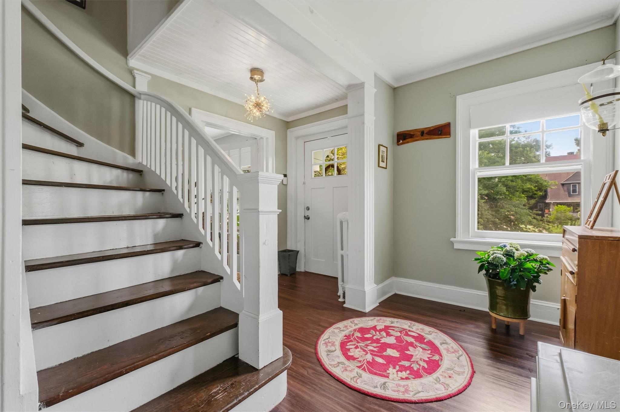 108 Hooker Avenue