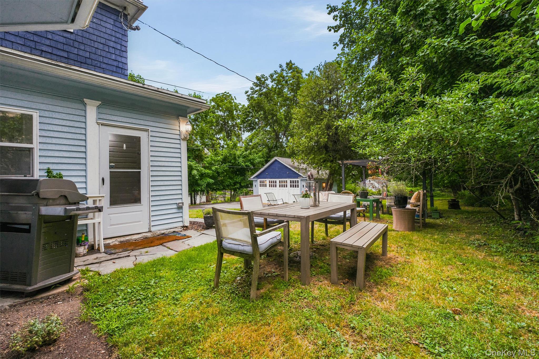 108 Hooker Avenue