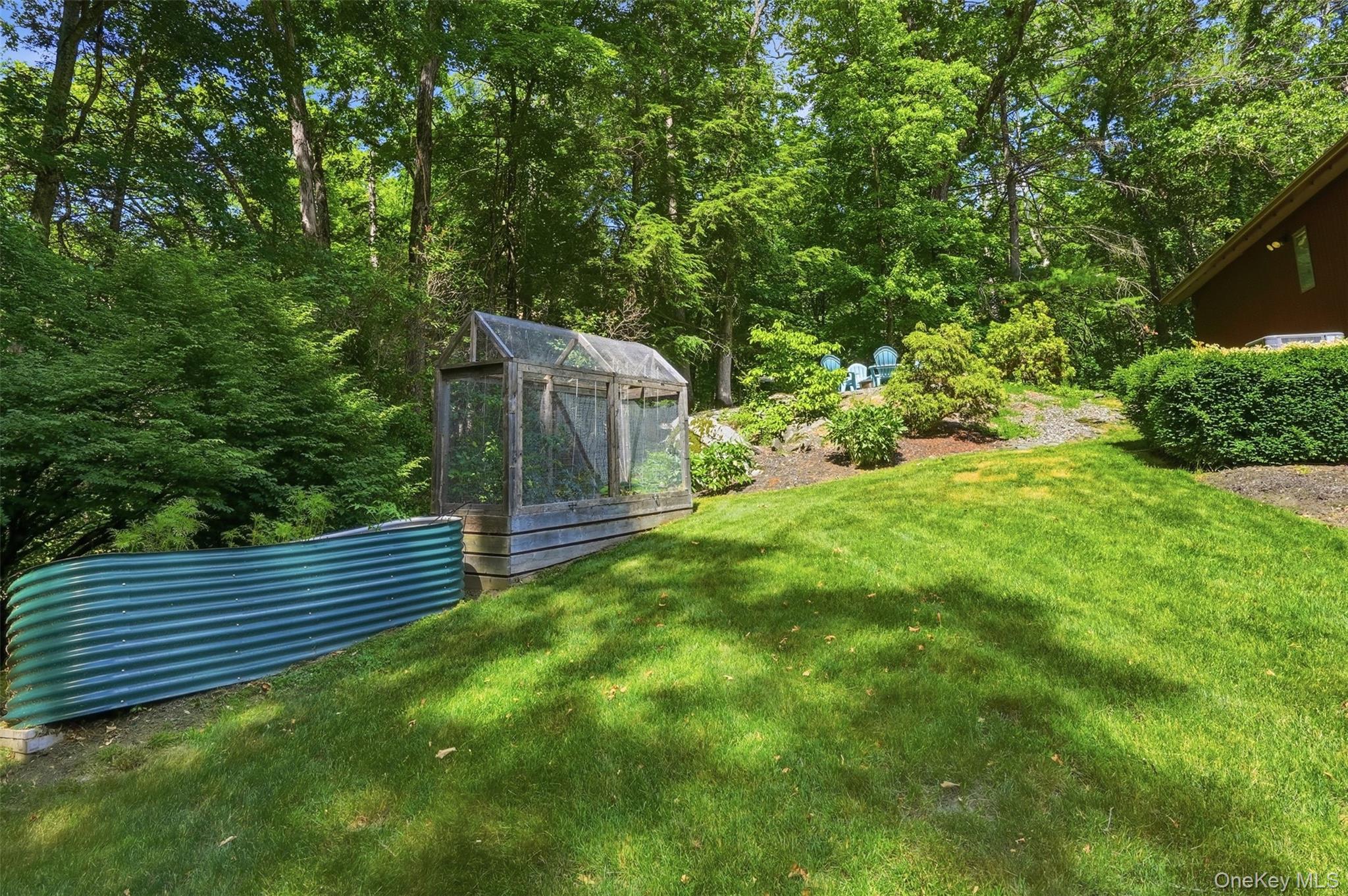 17 Stoutenburgh Drive