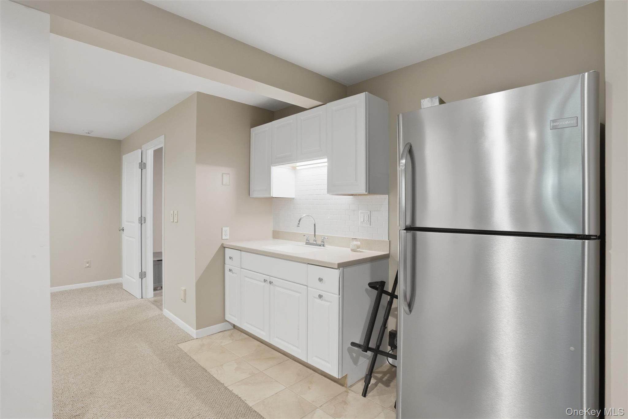 17 Stoutenburgh Drive