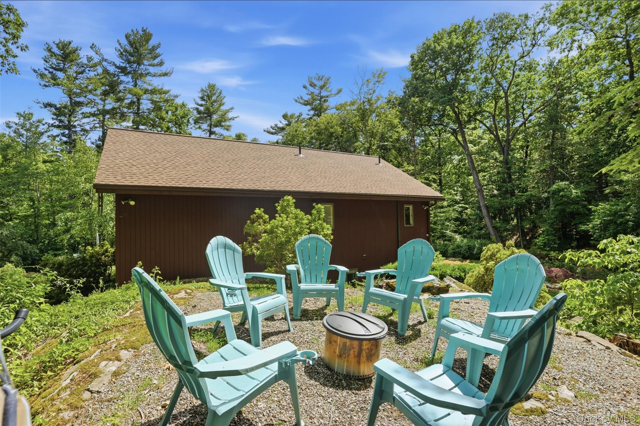 17 Stoutenburgh Drive
