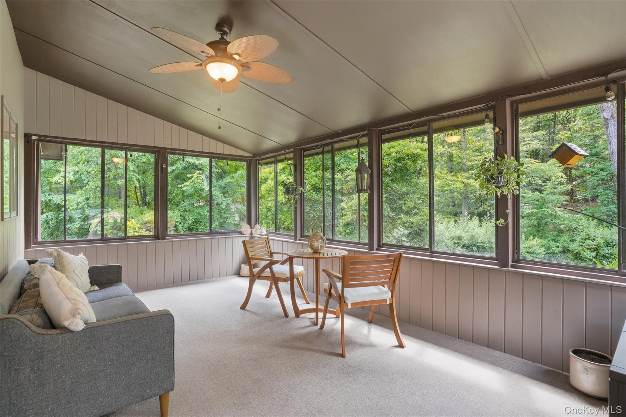 17 Stoutenburgh Drive
