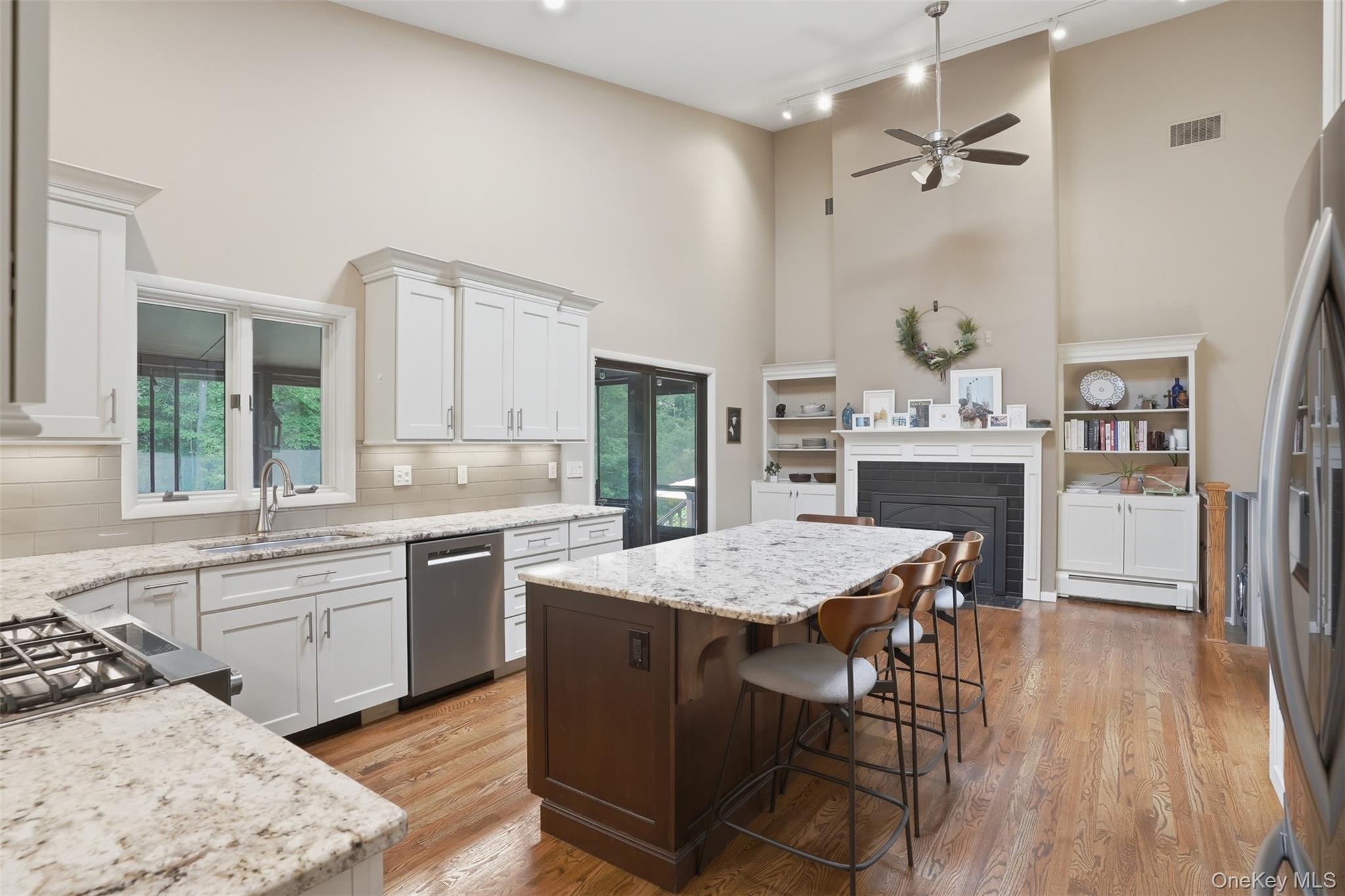 17 Stoutenburgh Drive