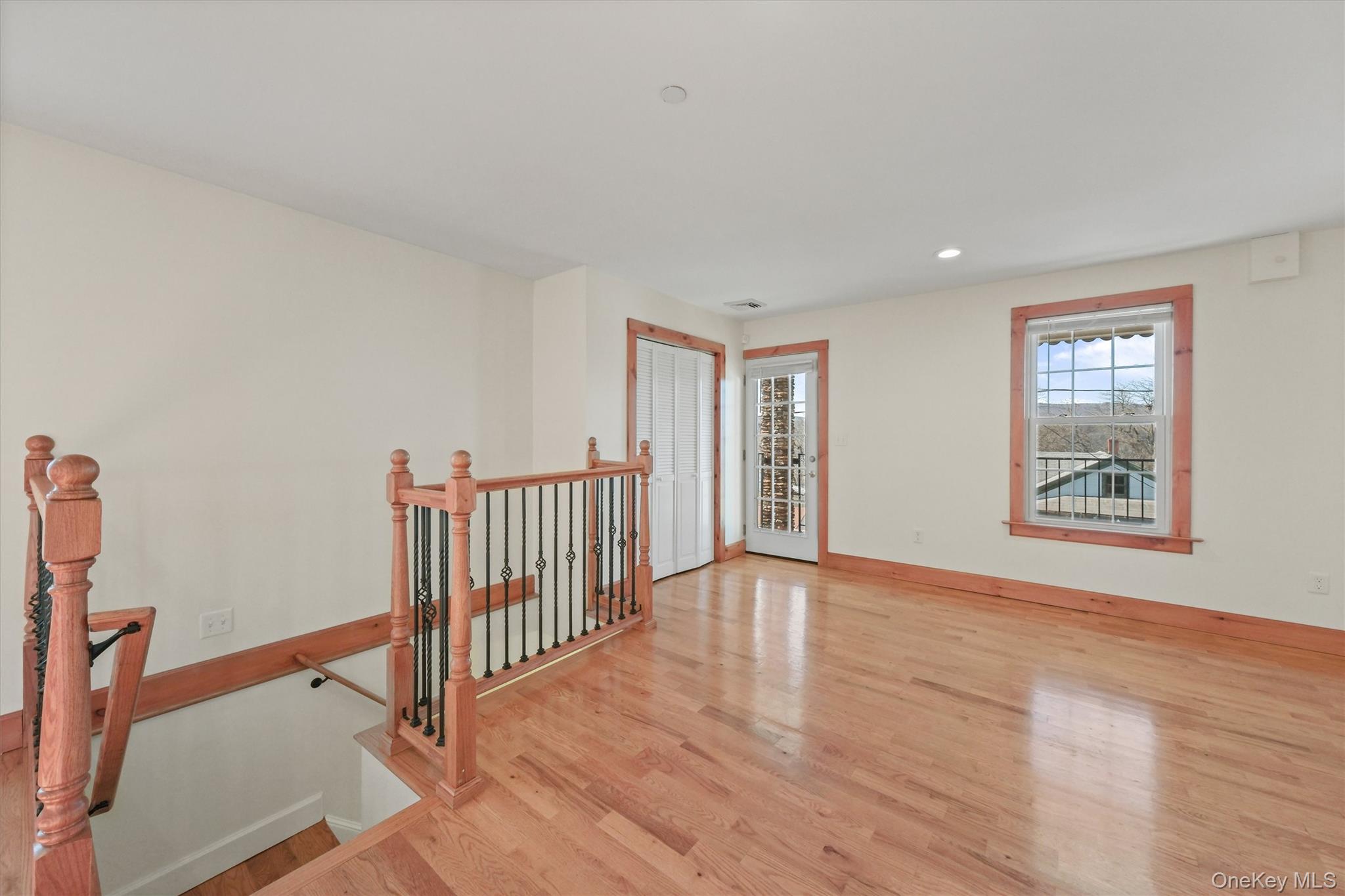 75 Albany Street Unit: 3
