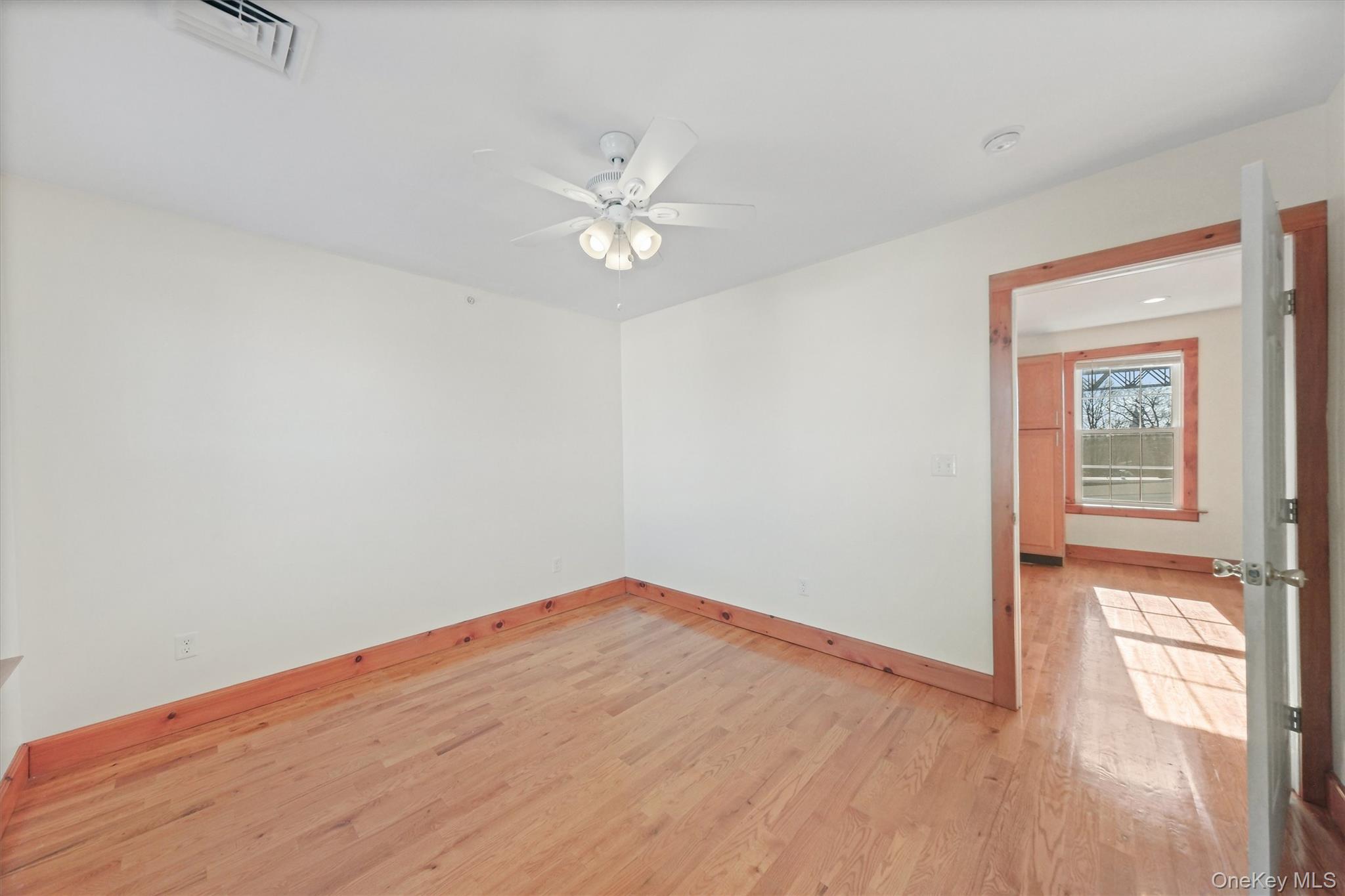 75 Albany Street Unit: 3