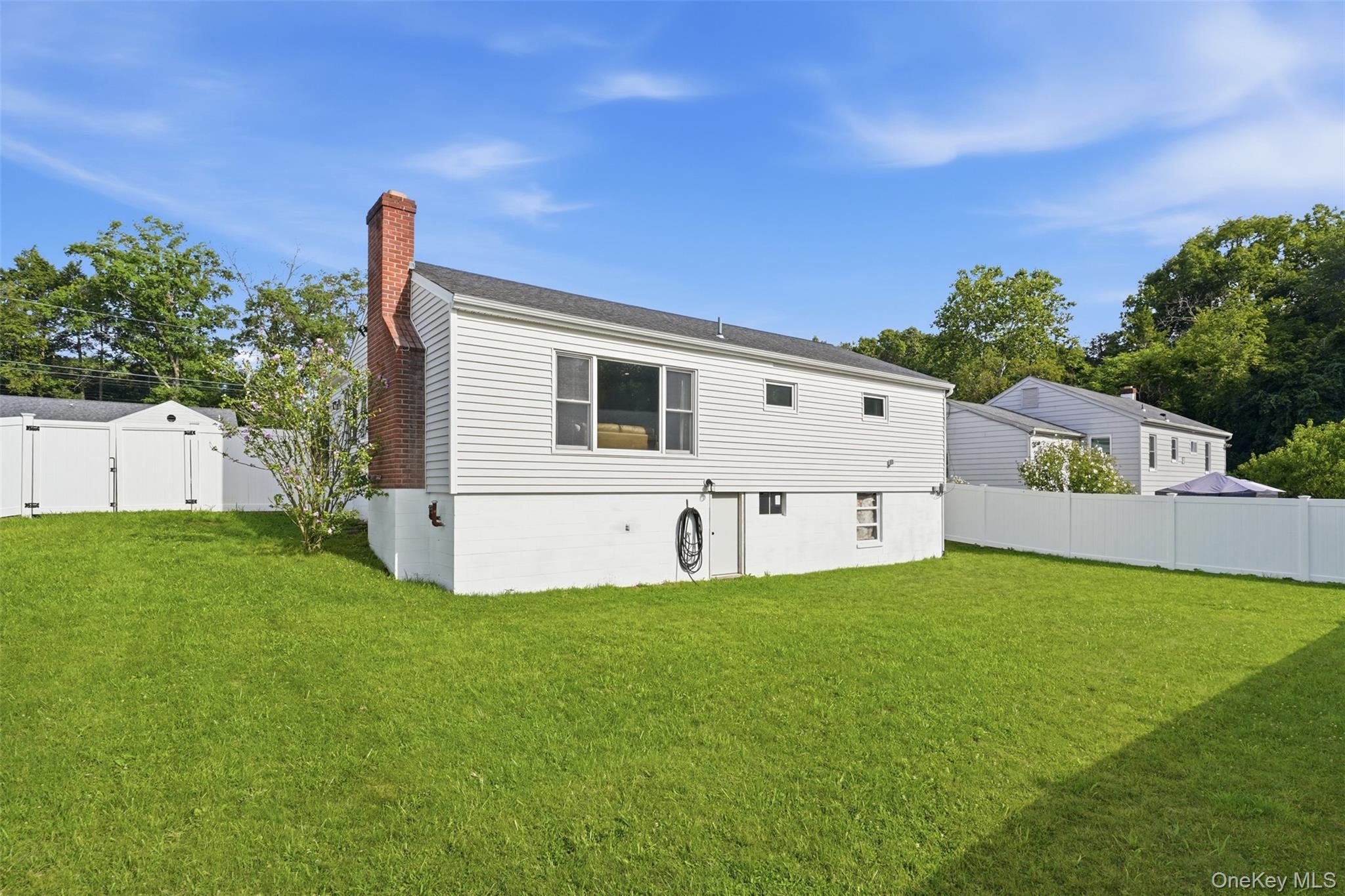 103 W Willow Street