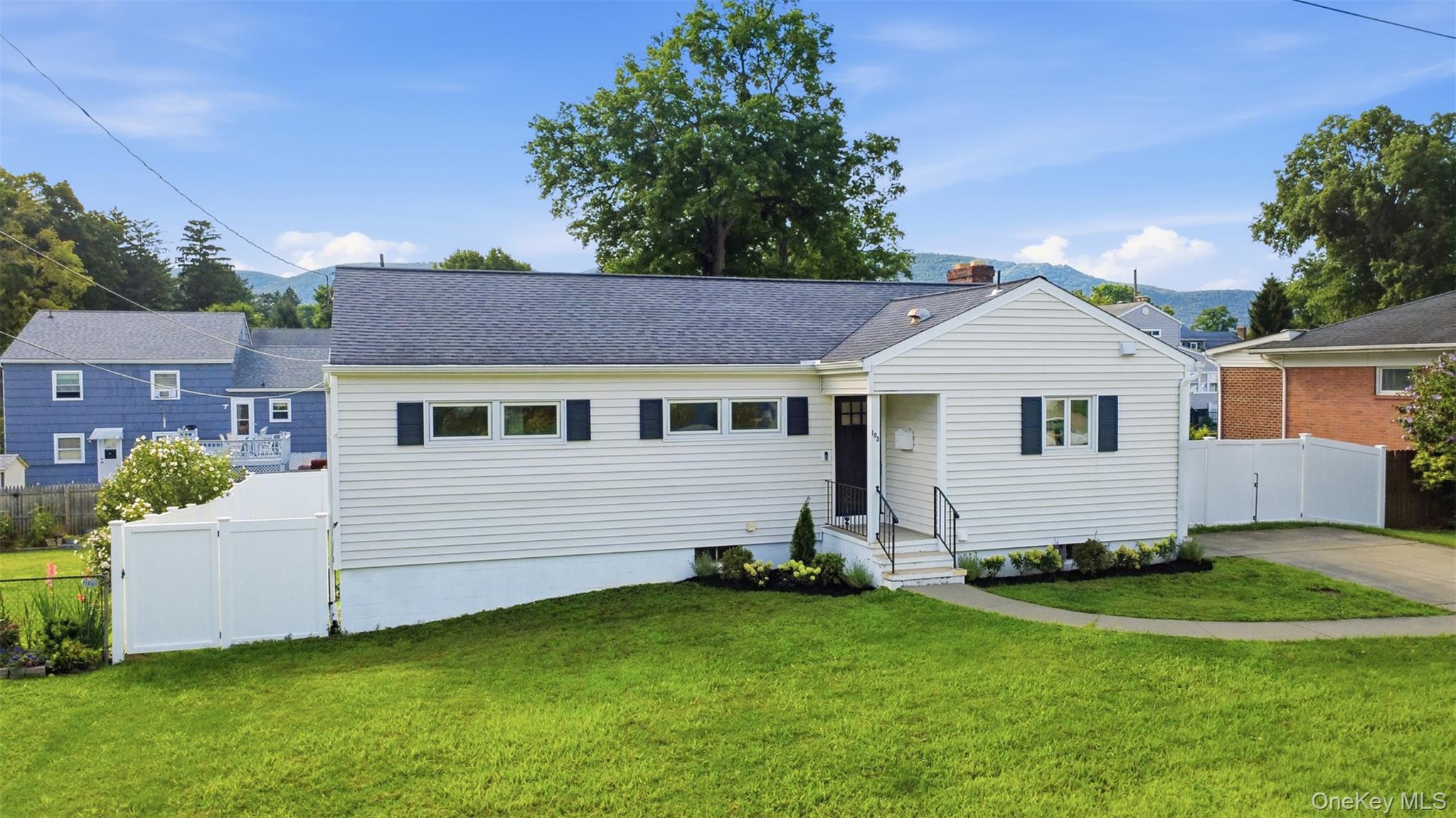 103 W Willow Street