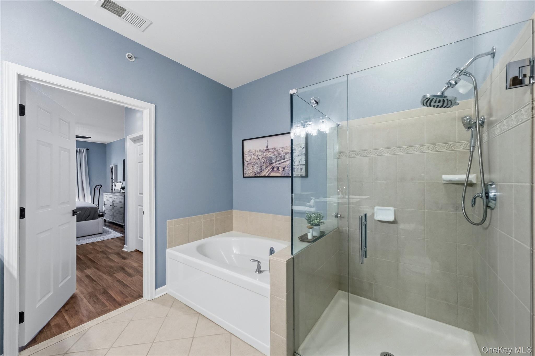 418 Saratoga Lane Unit: 216