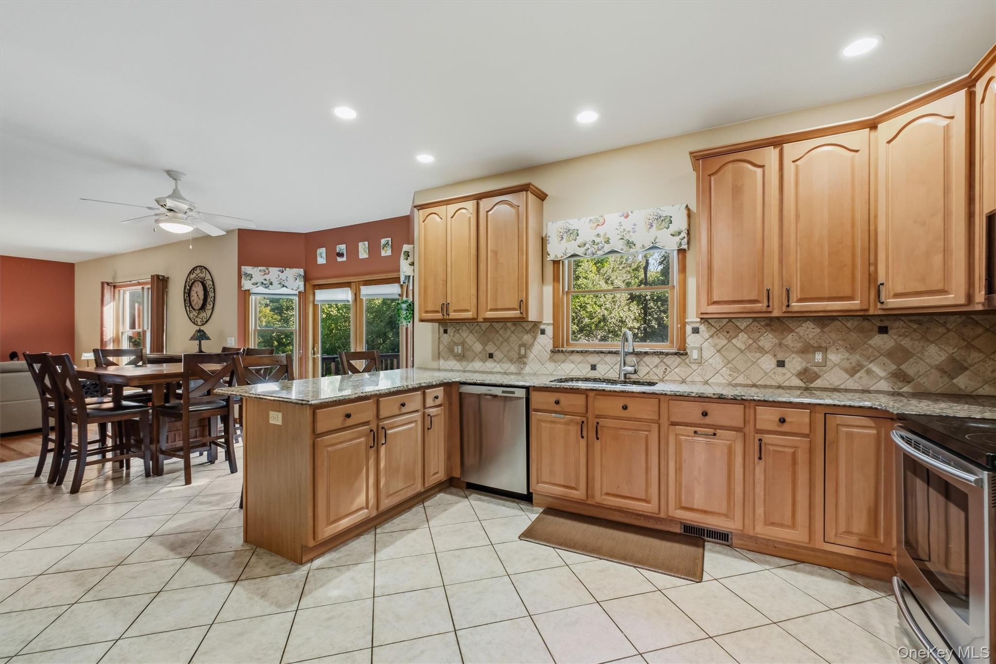 59 Hollyberry Drive