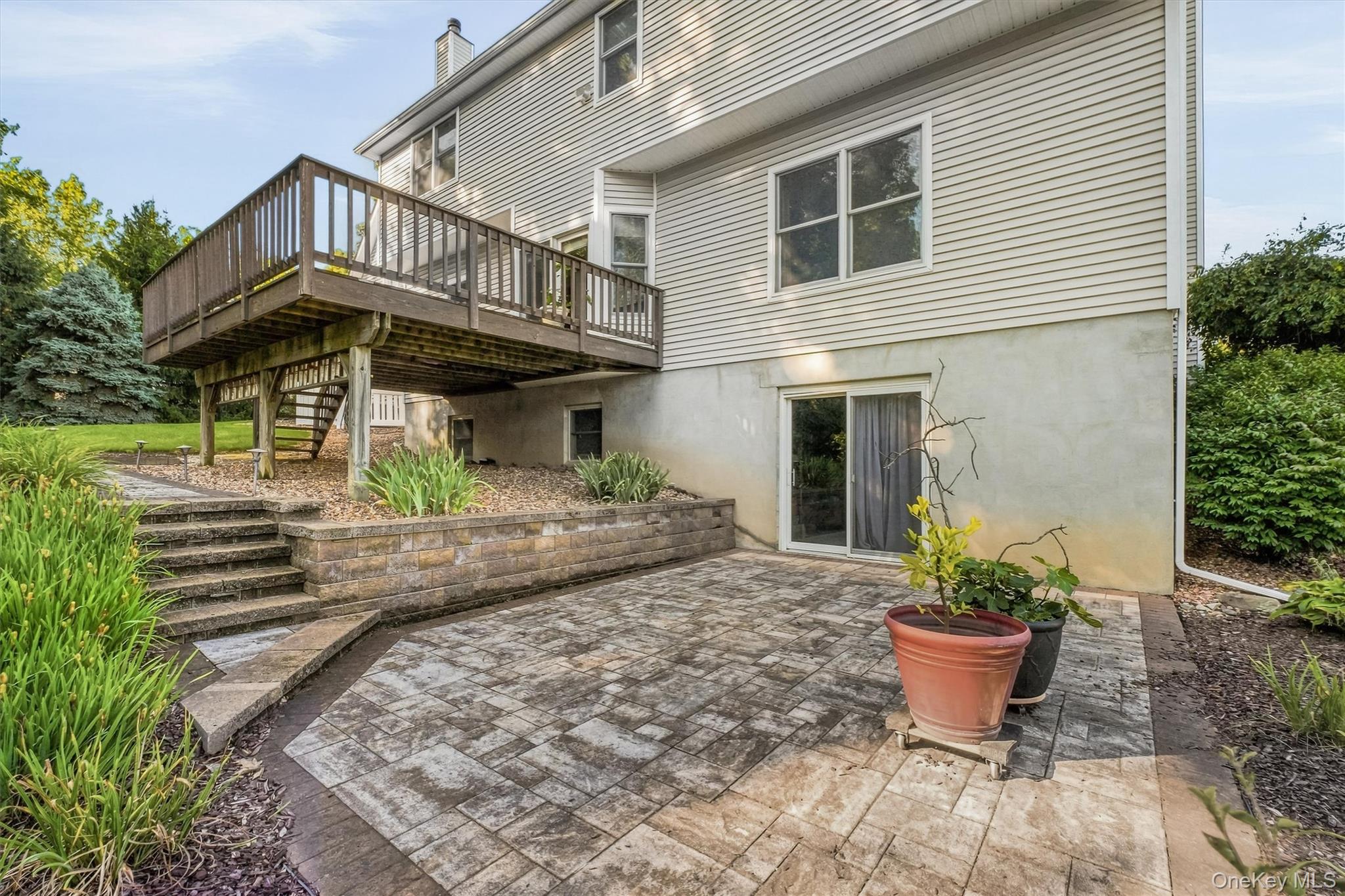 59 Hollyberry Drive