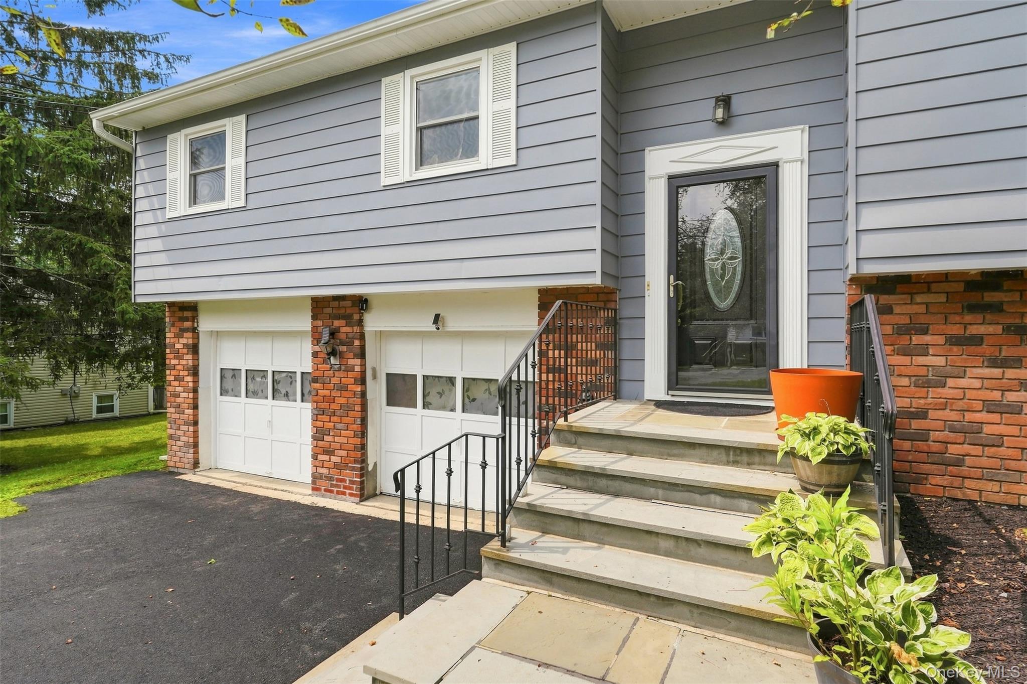 16 Cromwell Drive