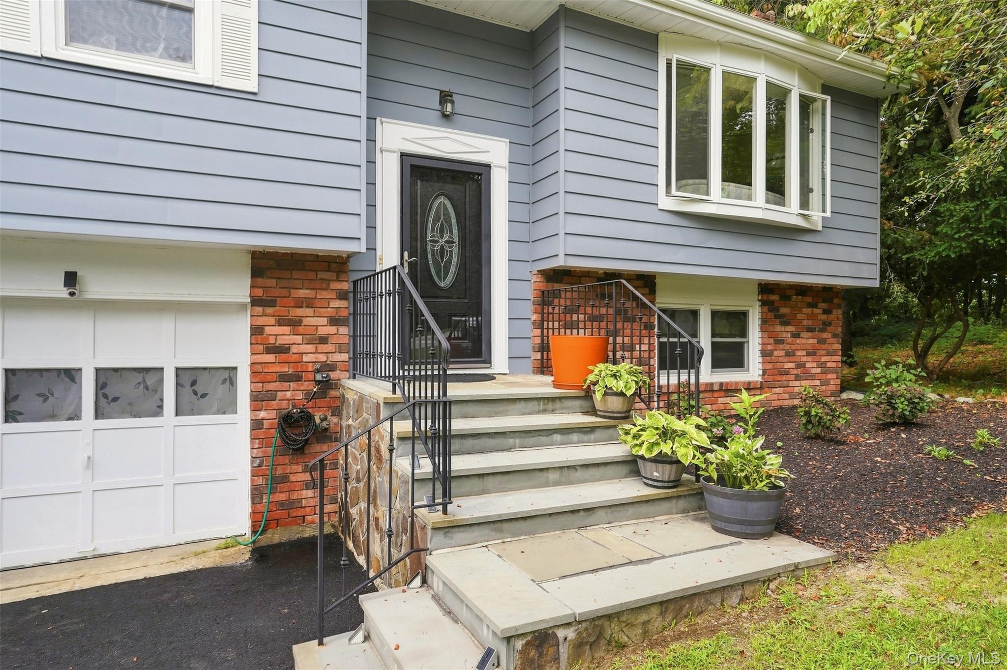 16 Cromwell Drive