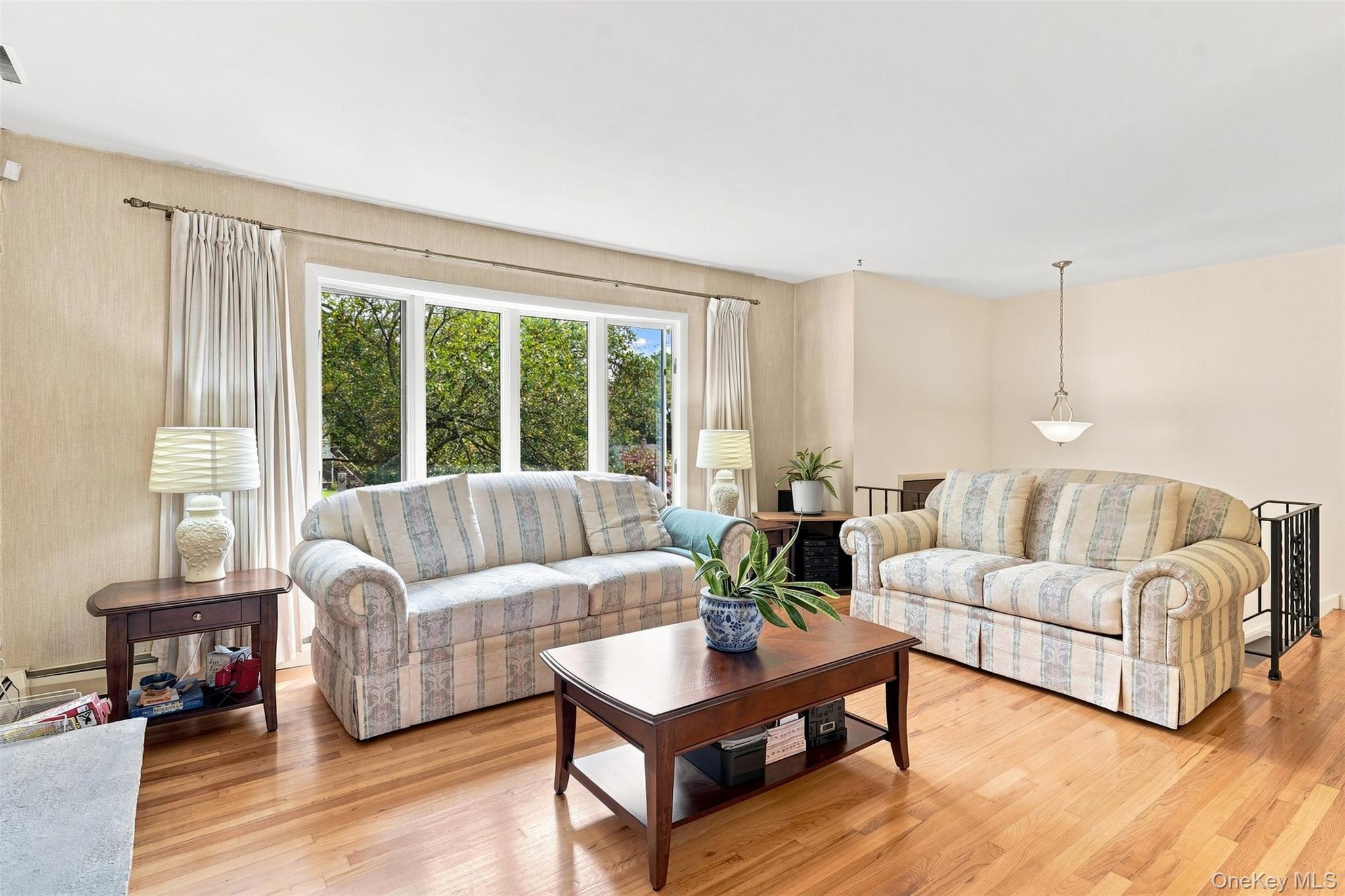 16 Cromwell Drive
