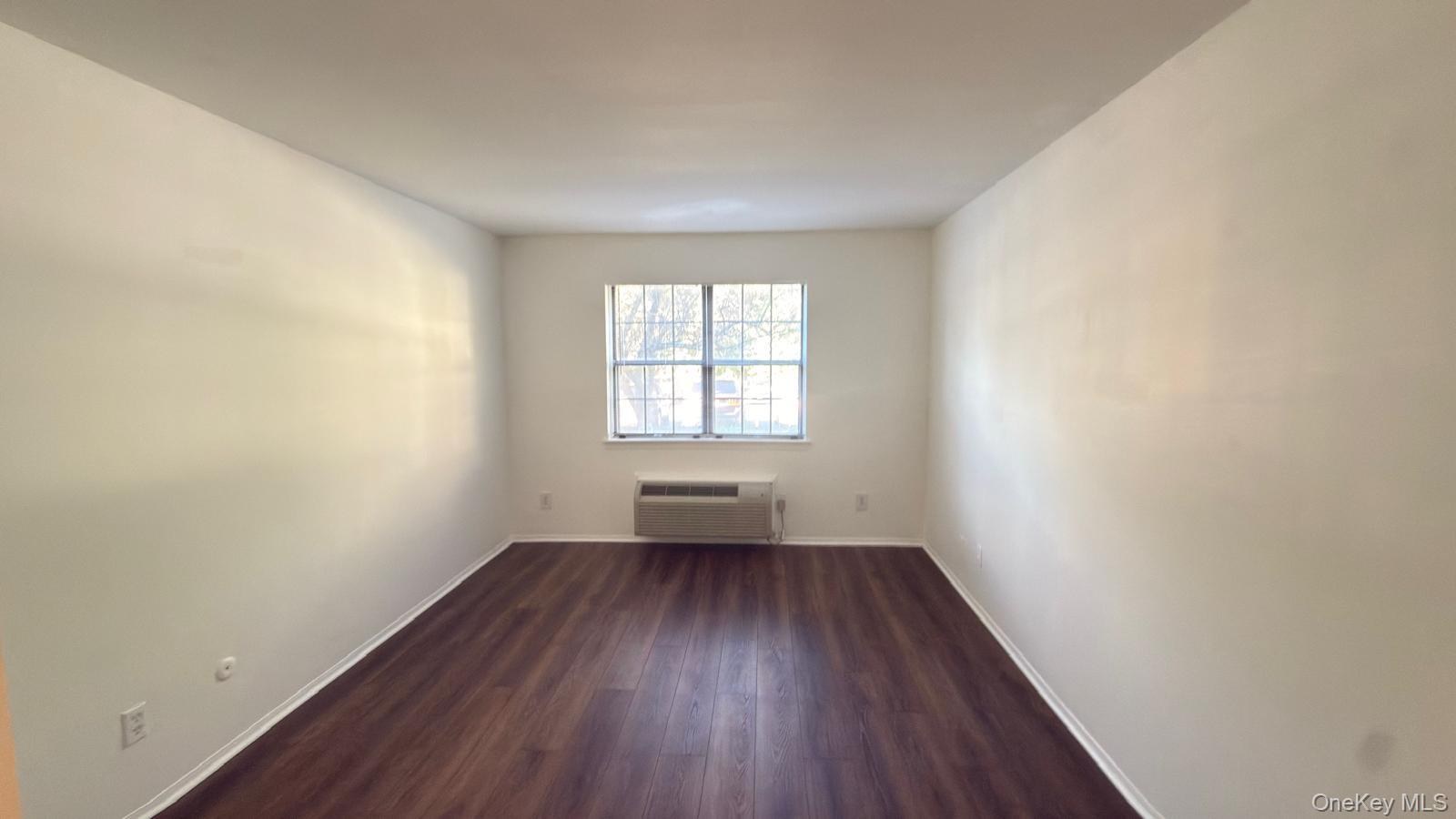440 Carpenter Avenue Unit: 23