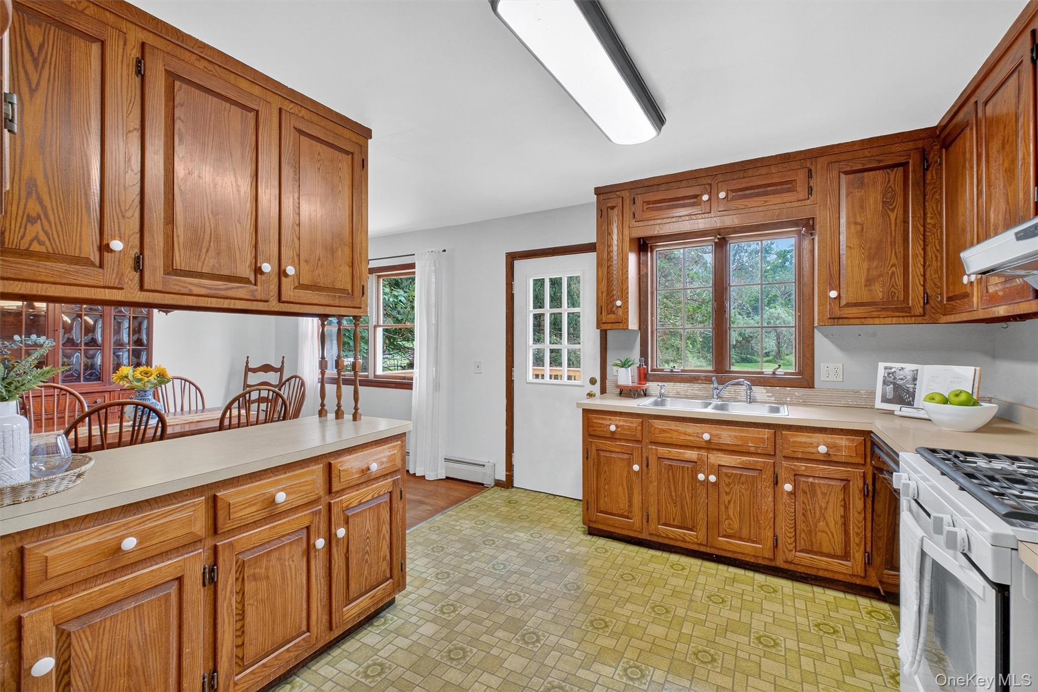 6 Beaver Road