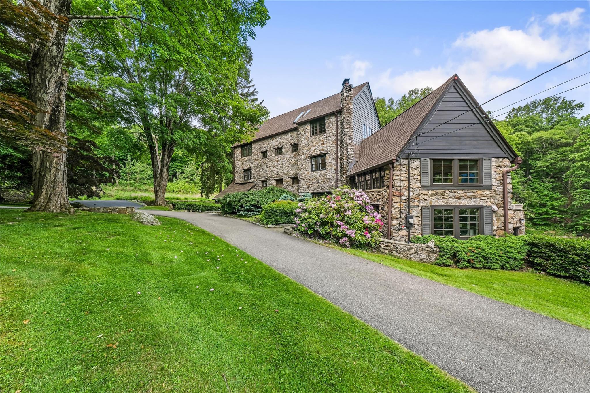 32 Tamarack Drive