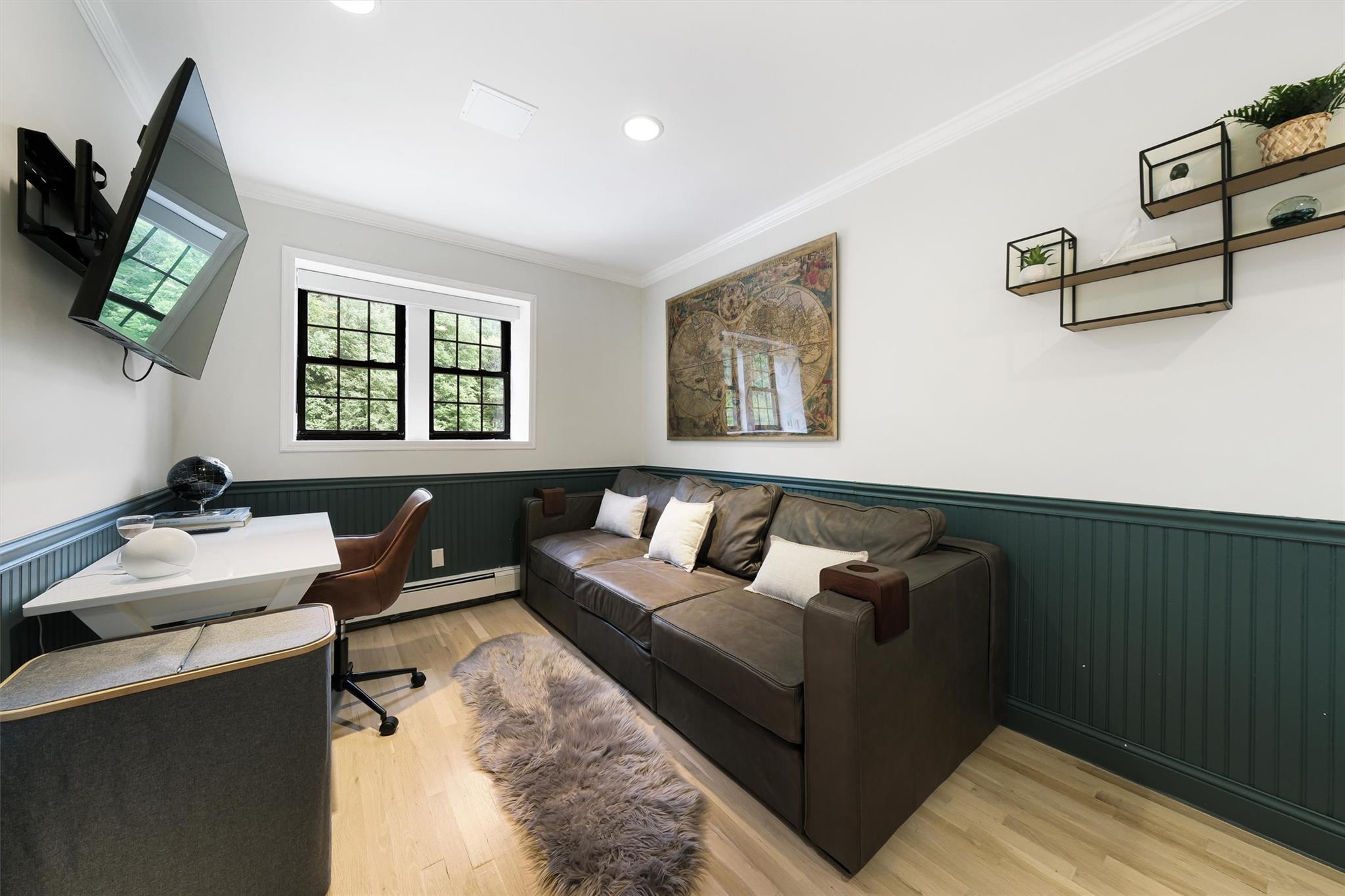 32 Tamarack Drive